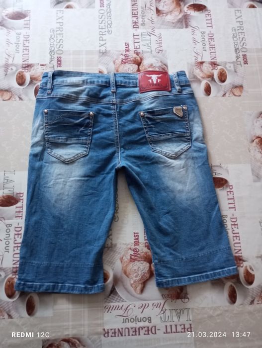Женские джинсовые шорты
