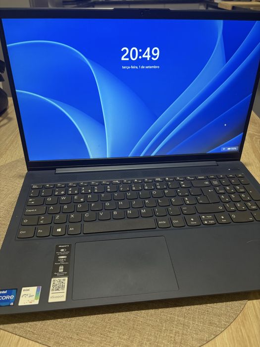 Vendo Lenovo em bom estado