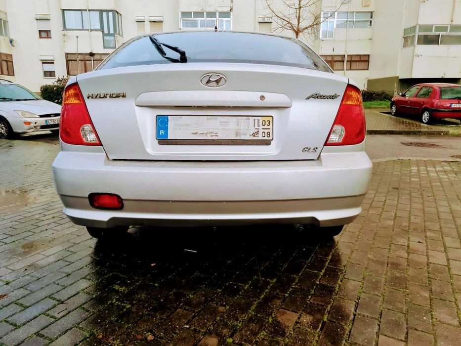 Hyundai Accent 1.5 CRDI diesel impecável
