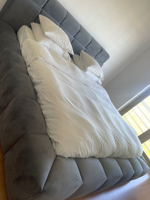 Cama King Size -