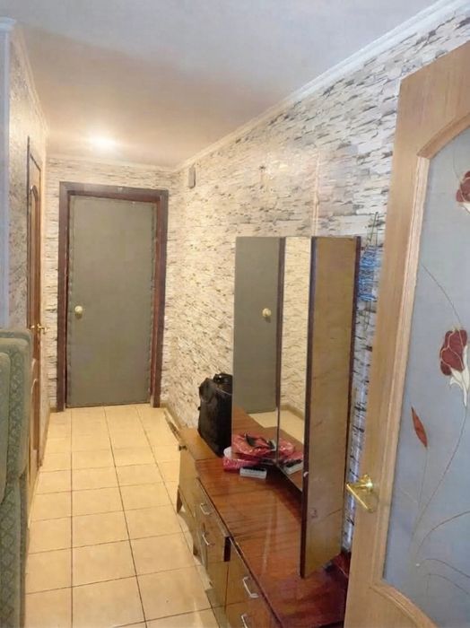 Терміново !!!Продається 3-кім квартира, 58 м² у Лісовій Поляні | 1 поверх з 5/ Піч + електроопалення | Електричка поруч