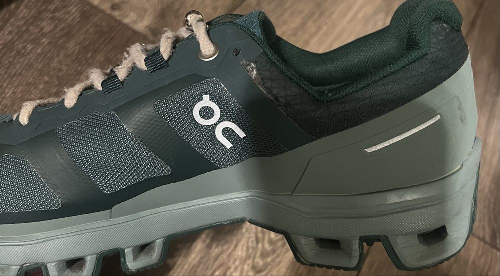 On Running Cloudventure Waterproof