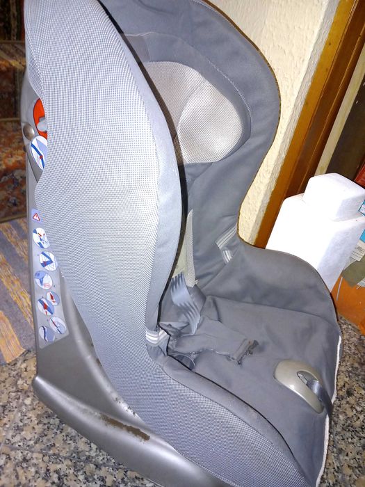 Vendo cadeira auto ate 18kl
