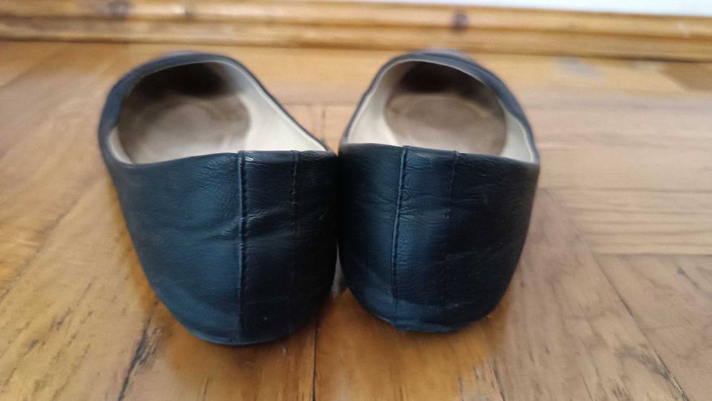 Używane czarne balerinki