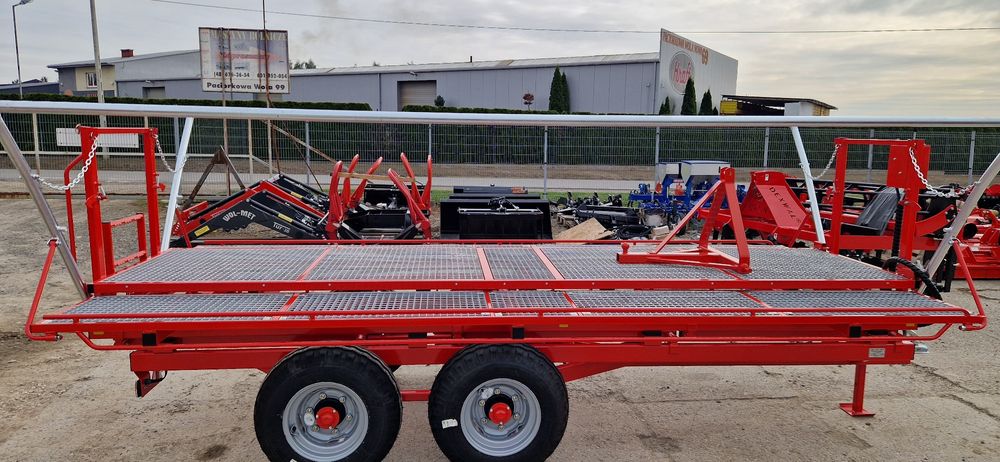 Platforma sadownicza dwuosiowa T031/1 lisicki z rozdzielaczem