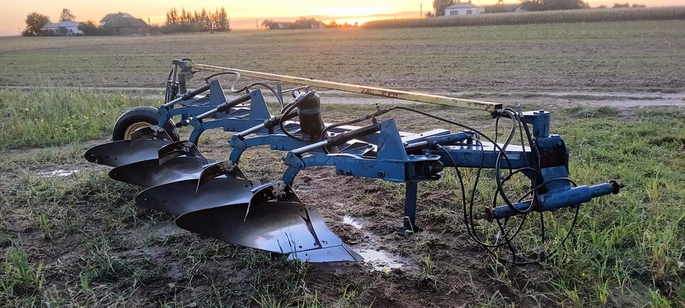 Pługi owerum 4skibowe
