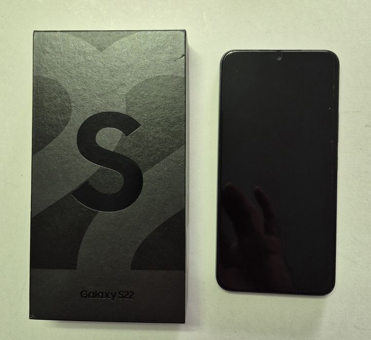 Samsung Galaxy S22 Preto