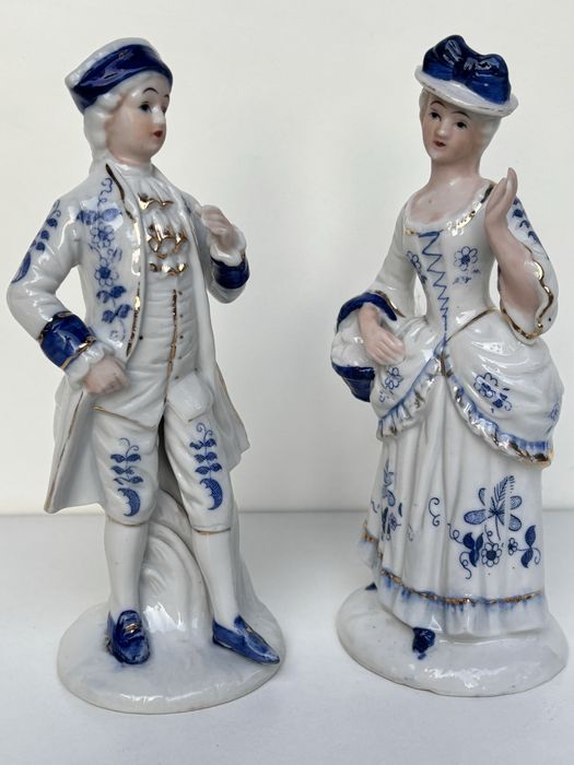 2 Figurki (porcelana) wys 19 cm