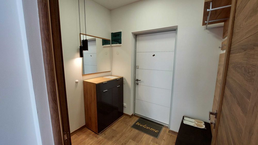 Апартаменти  Новий ремонт Центр Парковка Подобова оренда Family Estate