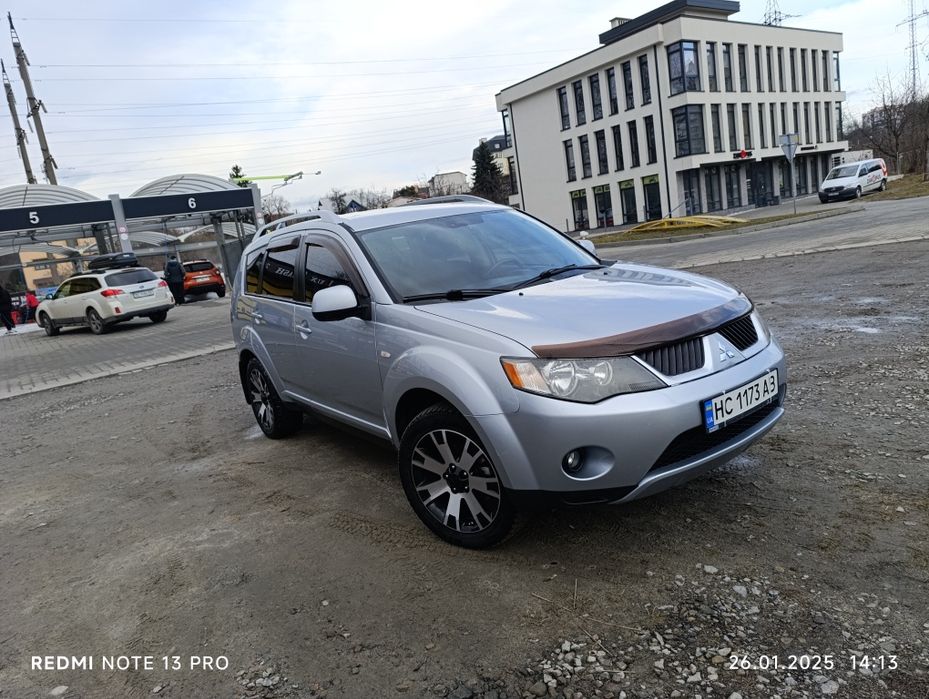 Mitsubishi Outlander 2008 2.4 газ.бензин
ред.