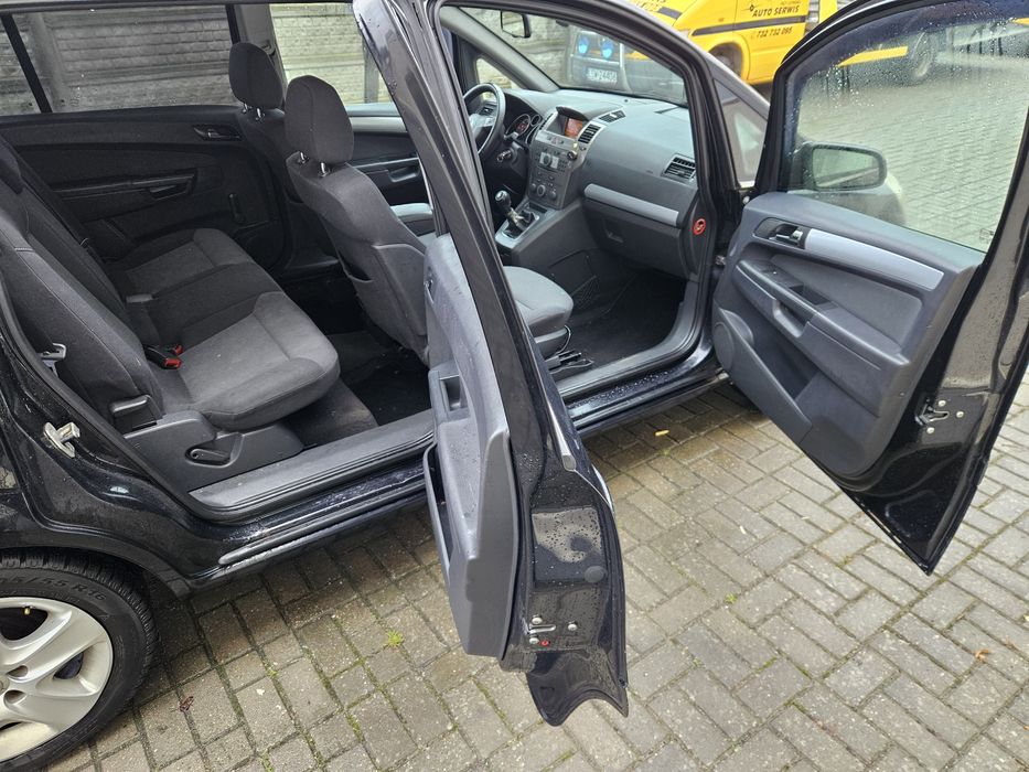 Opel Zafira 2006 рік 1.9 дизель 7 місць