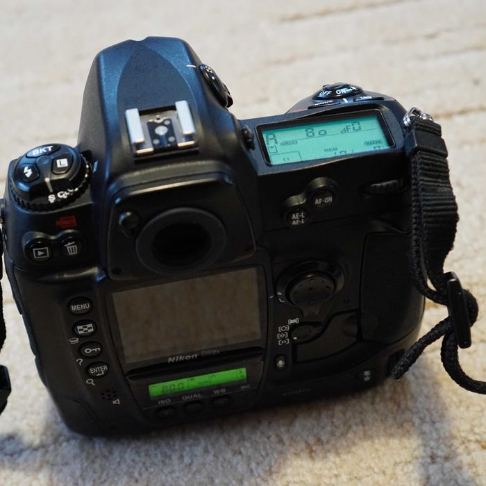 Цифровий дзеркальний фотоапарат Nikon D2Xs (D2X, D2H) cmos no d3, d4