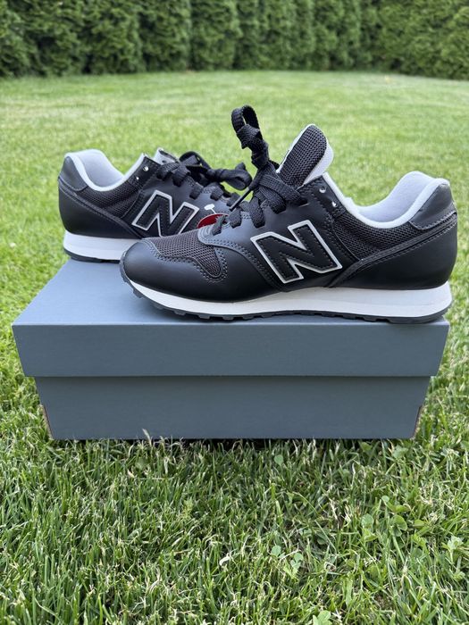 New Balance kolor czarny tozmiar 36