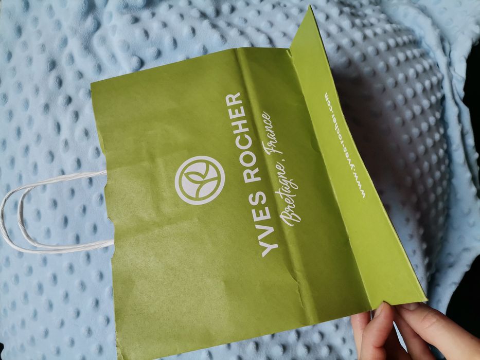Torebka papierowa Yves Rocher Ekotorba torba prezentowa opakowanie na