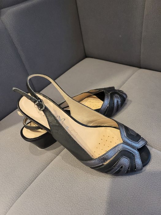 Buty skórzane -sandały