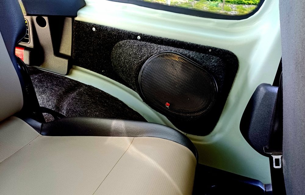 VW Caddy, Long. Універсал (Пасажир), 2011р.в.