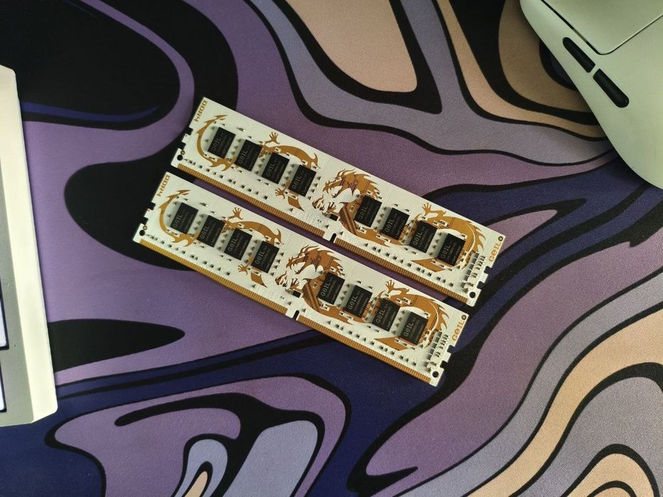 16 ГБ DDR4 2666 Geil