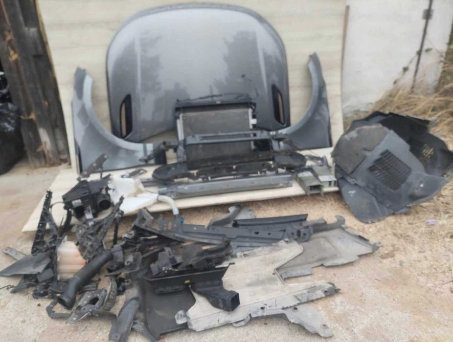 Разборка LAND ROVER VELAR L560. Запчастини, Бампер та інше