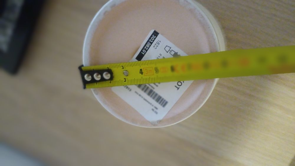 Dois vasos brancos ikea