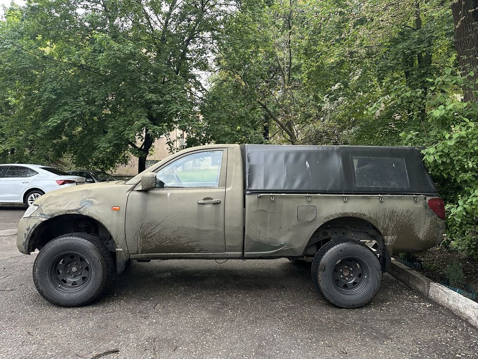 Mitsubishi L200 Single Cab