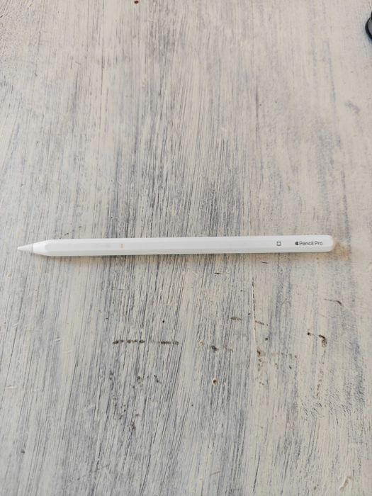 iPad Air M2 11” + Apple Pencil Pro + Capa