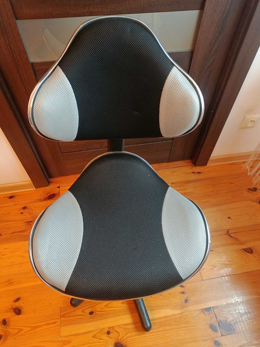 Fotel do biurka młodzieżowy,