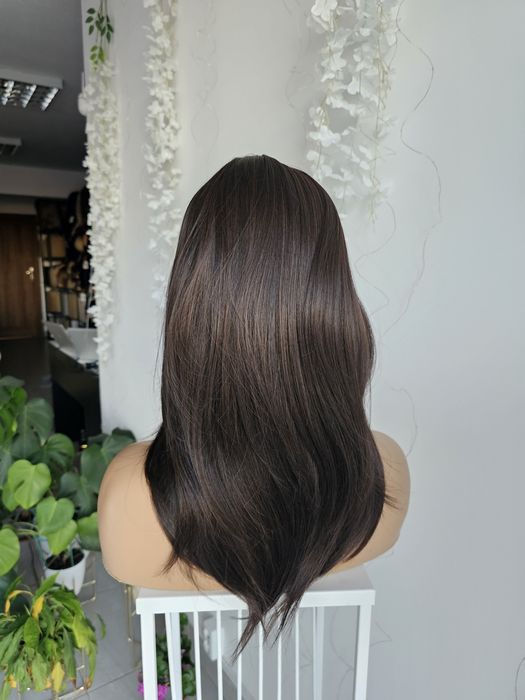 Tupet topper Celia naturlany ciemny brąz naturlany efekt