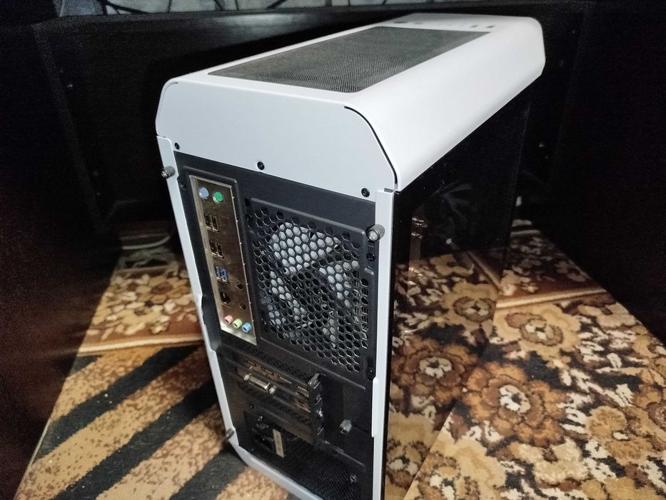 Компютер зібраний Mashinist X99 Xenon2620 DDR4 16Гб msi RX580 32 БП600