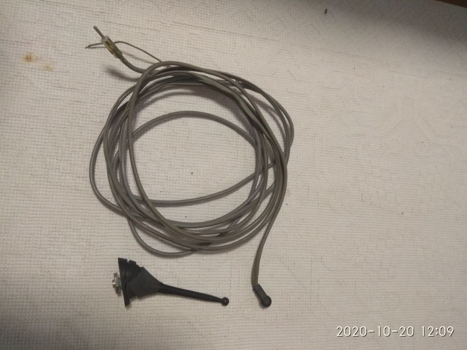 Antena automóvel marca Zefal