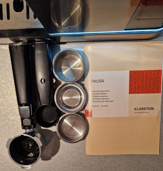 Kolbowy ekspres ciśnieniowy Klarstein Pausa 1350 W