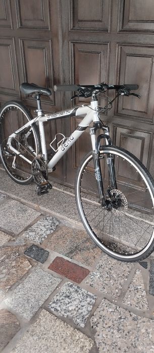 Várias em stock apartir de 100euros