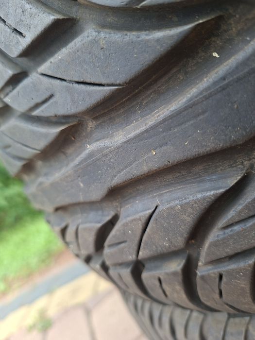 Opony letnie lato 195/50r15 Uniroyal stan bdb