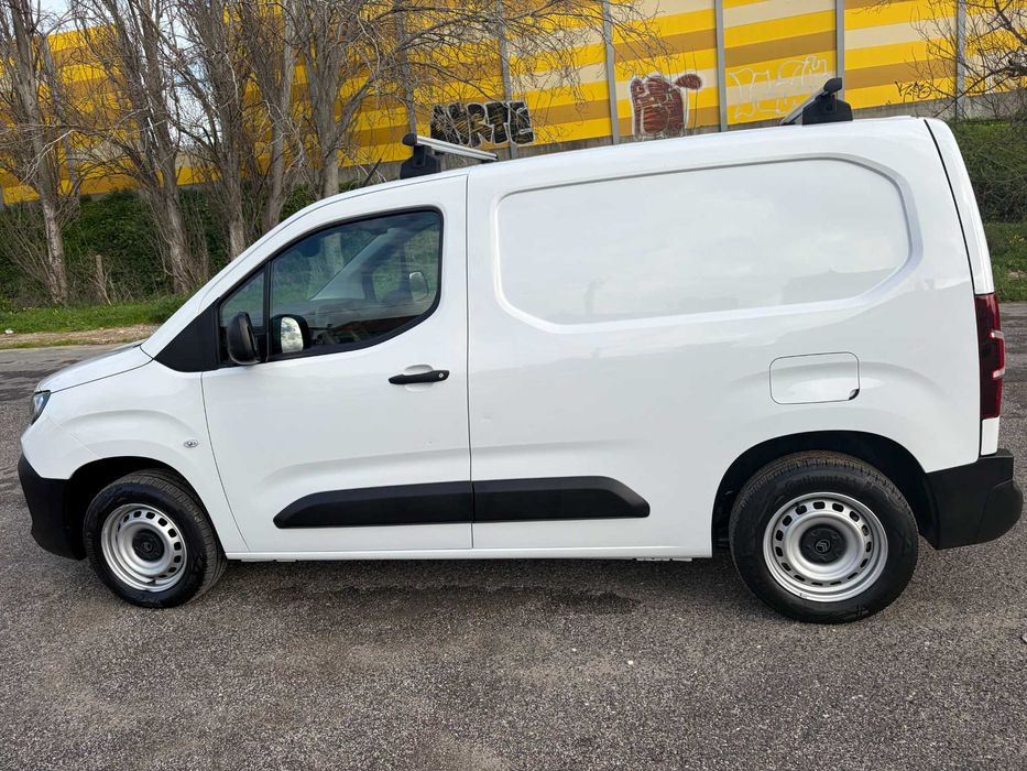 Citroen Berlingo 11/2024 25.000km C/fechadura de segurança