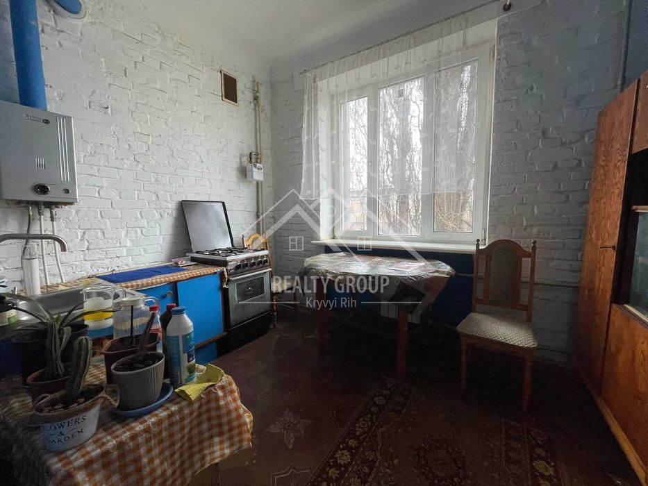 Оренда 2к квартири на 98 кв.