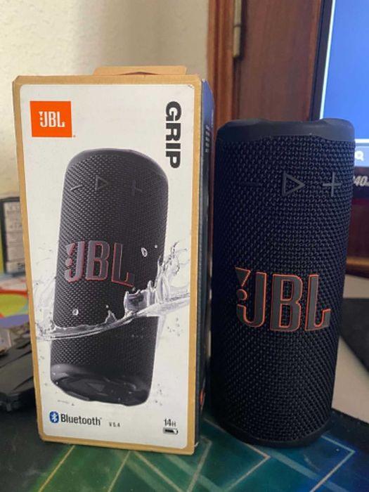 coluna de som jbl