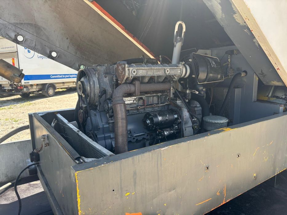 Urządzenie do piaskowania, sodowania, szkiełkowania.