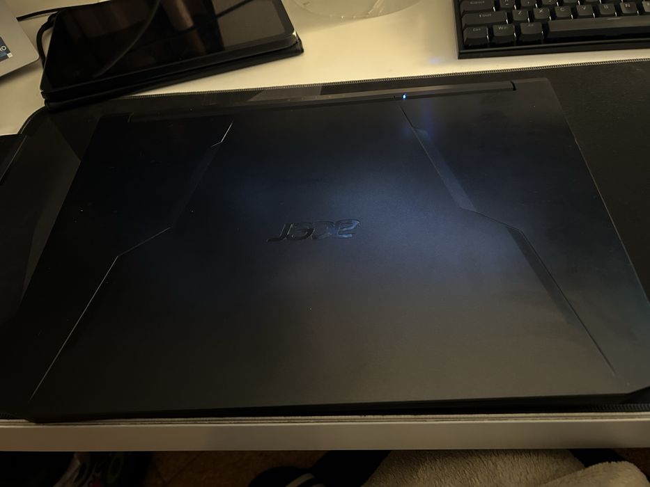 Portátil Gamer Acer