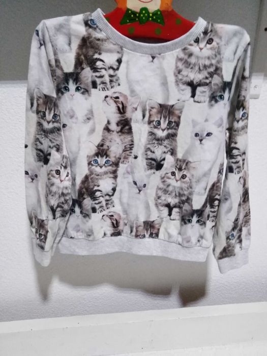 Camisola H&M "Gatinhos" (Ler Descrição)