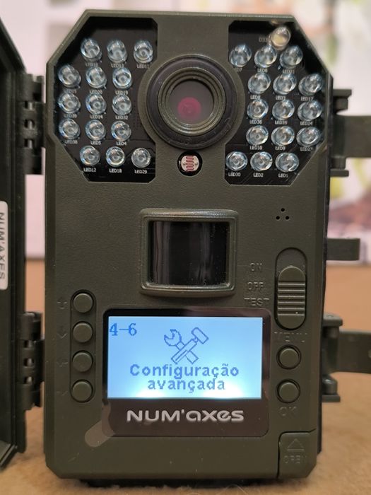 Câmara de trilho da marca NUM'axes