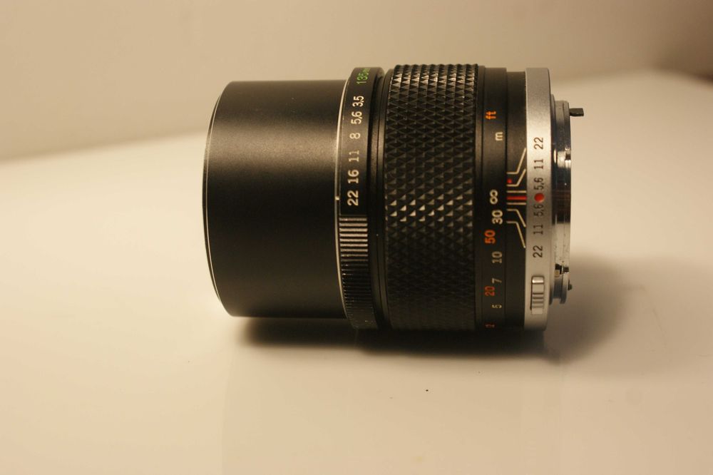 Obiektyw Olympus Zuiko Auto‑T 135mm f/3.5 | System OM | Komplet dekielków