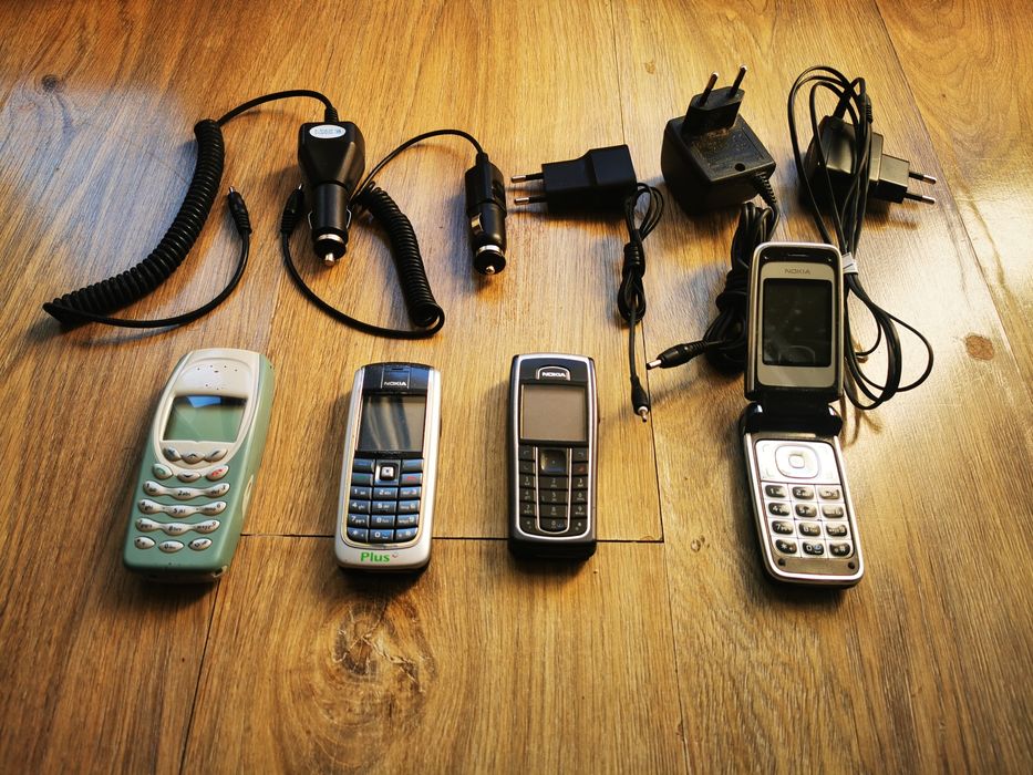 Zestaw telefonów Nokia 3410 Nokia 6020 Nokia 6230