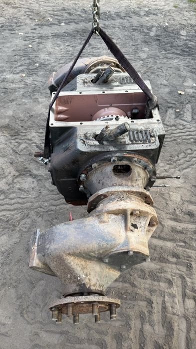 Tylny most ze zwolnicami Zetor 7211,6211,itp. do Ursus C-360