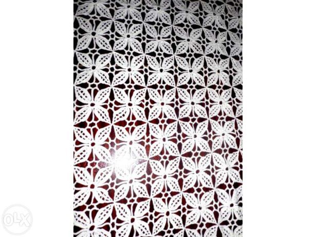 Toalha de mesa em renda