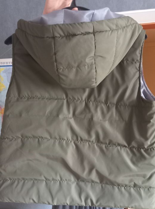 Класна жилетка продам