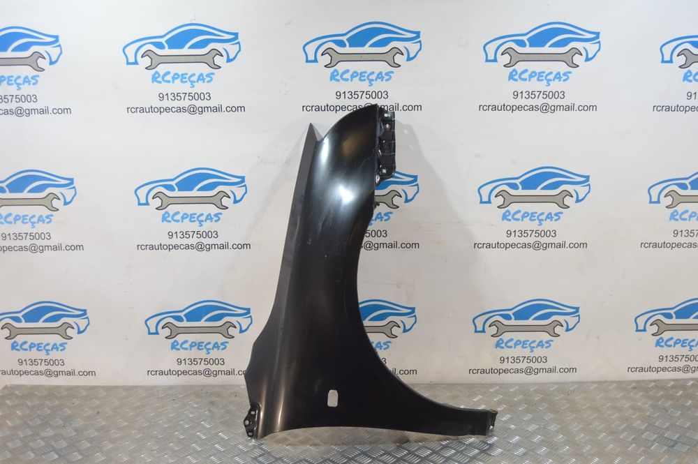 Guarda-Lamas Direito Toyota 5381105020 53811 05020 Toyota Avensis T25
