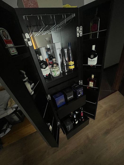 Szafka barek na alkohol + stolik rozkładany