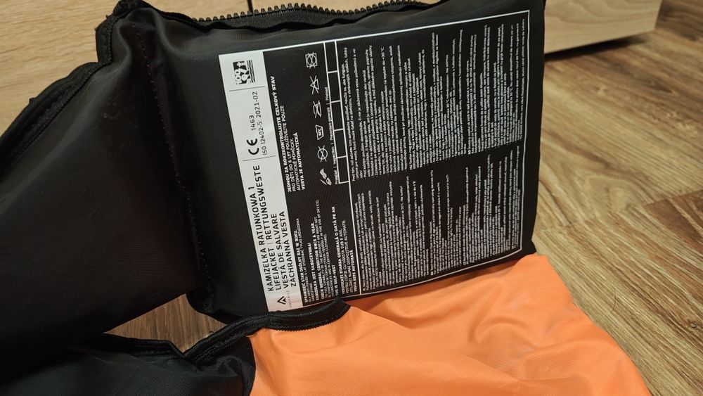 Kamizelka ratunkowa asekuracyjna do 30 kg