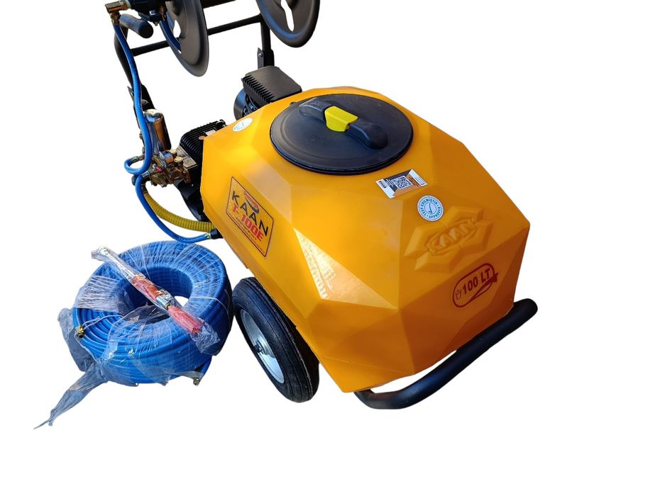 Opryskiwacz wózkowy elektryczny 100L wąż 50m