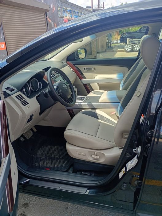 Продам MAZDA CX9 3.5l газ,бензин