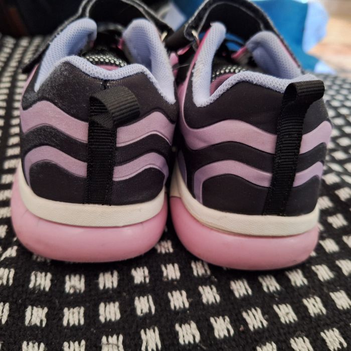 Sprzedam Adidasy r.35